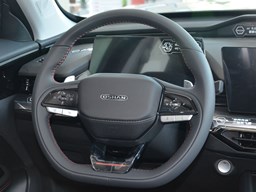 歐尚Z6 中控圖片