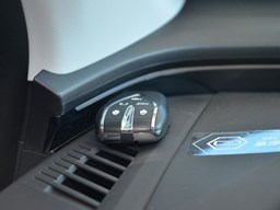 歐尚Z6 中控圖片