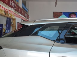 歐尚Z6 汽車圖片