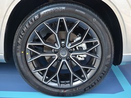 歐尚Z6 汽車圖片