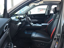 歐尚Z6 內(nèi)飾圖片