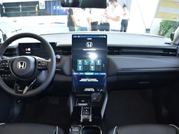 本田e：NS1 中控圖片