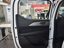 長(zhǎng)城金剛炮內(nèi)飾圖片