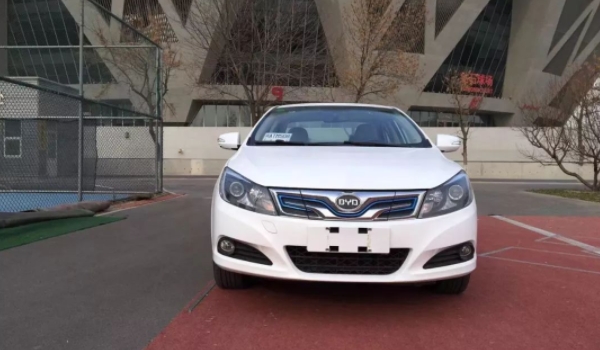 比亞迪e5純電動車多少錢 比亞迪e5已停售(二手車價格4.68萬)