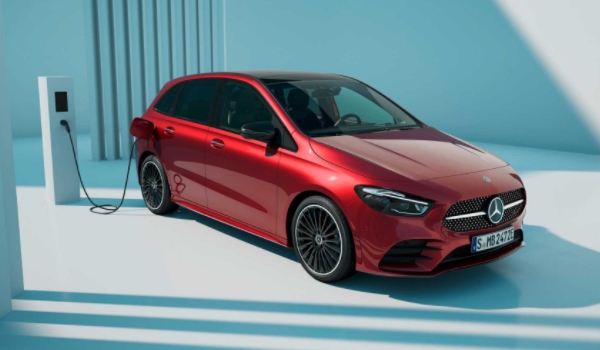 20萬左右的奔馳車有哪幾款 奔馳A級、奔馳B級、奔馳威霆三款車型