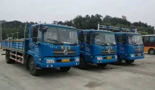 b1和b2駕照的區別 準駕車型和考試要求不同（可以駕駛不同車型）