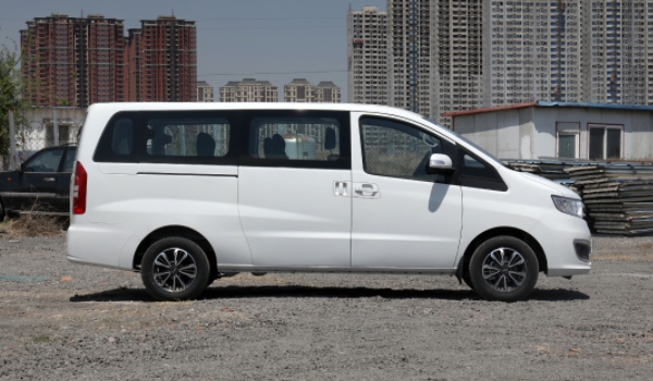 五萬以下的七座商務車 五菱佳辰、菱智、瑞風M3值得購買