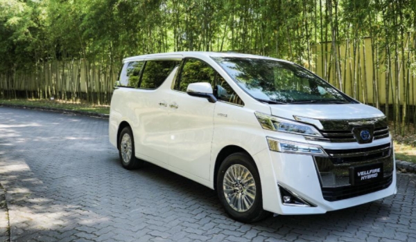 威爾法和埃爾法區別 外觀,配置,功能,logo都有所不同(品牌項目)