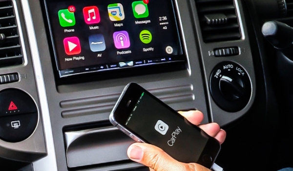 carplay車載是干嘛的 是車載系統（將IOS設備可以車輛系統進行鏈接）