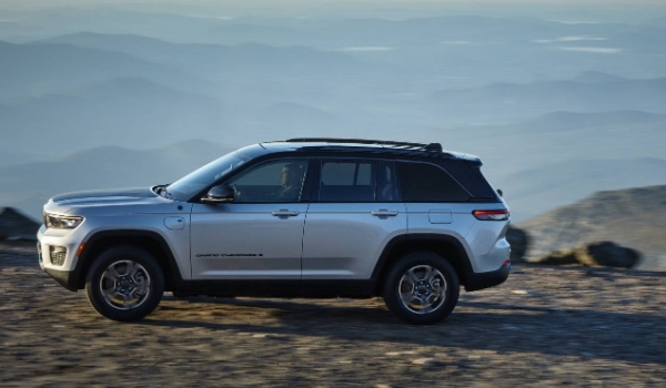 jeep是哪個國家的品牌 是美國的汽車品牌(主要生產(chǎn)越野車為主)