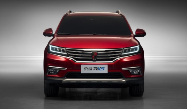 榮威rx5怎么樣 油耗低、空間大、性能好(百公里6.9L)