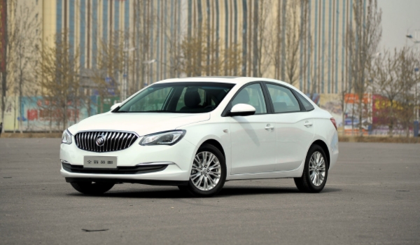 別克英朗怎么樣 油耗低、性能好(百公里油耗6L)