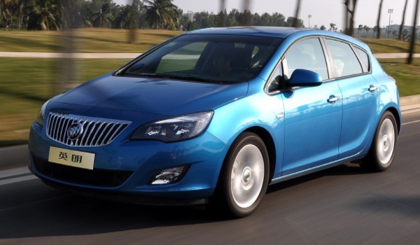 別克英朗怎么樣 油耗低、性能好(百公里油耗6L)