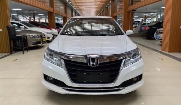 本田凌派怎么樣 節(jié)油效果好、空間舒適度高、加速效果很不錯