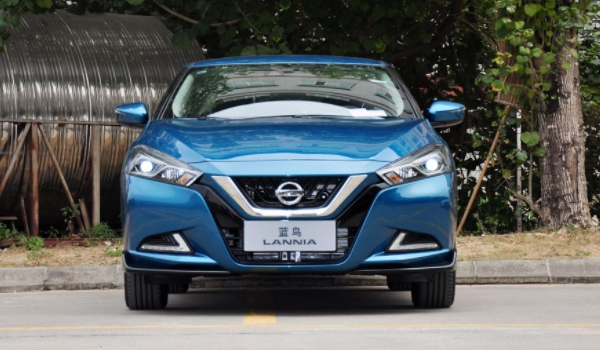 藍鳥怎么樣 車身時尚、省油耐用、車輛保值率很高