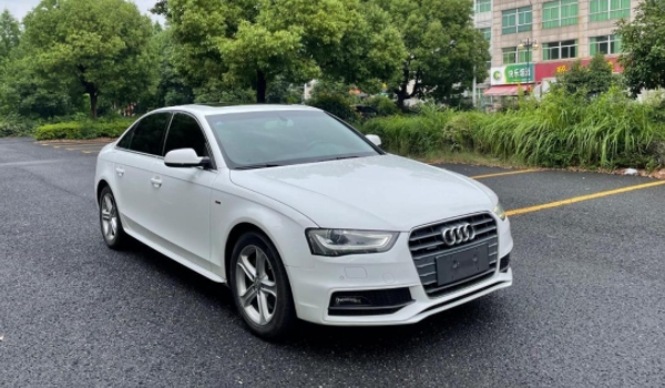 奧迪a4l怎么樣 外觀時尚、車身運動、渦輪增壓動力充足