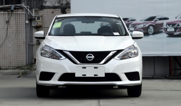 軒逸怎么樣 車輛尺寸好、加速強勁、內飾用料很不錯