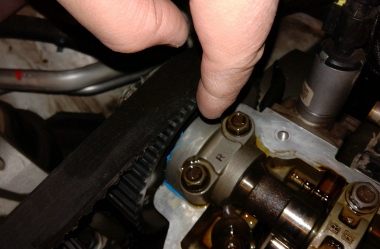 發動機忘記加機油了會造成什么影響