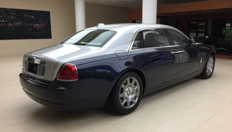 r車標是什么牌子