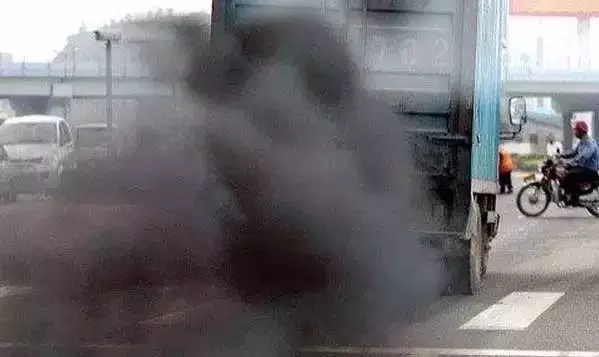 發動機冒黑煙是什么原因