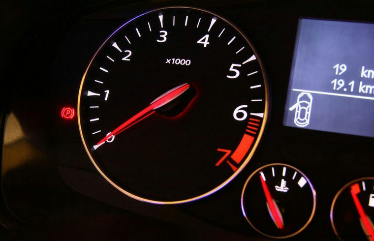 雷諾拉古娜保養燈怎么歸零