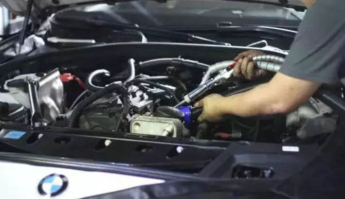 汽車清洗缸內積碳多少錢