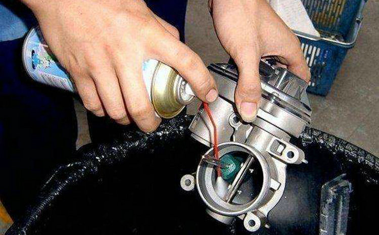 節氣門清洗多久做一次合適