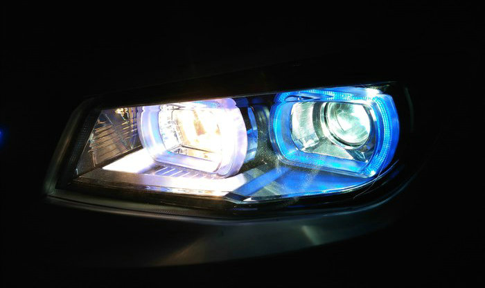 汽車(chē)鹵素?zé)艉宛逇鉄裟膫€(gè)更亮