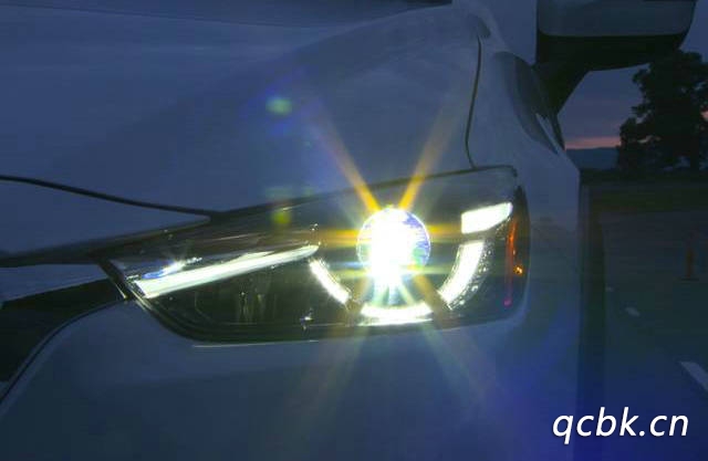 汽車(chē)疝氣燈有什么優(yōu)點(diǎn)