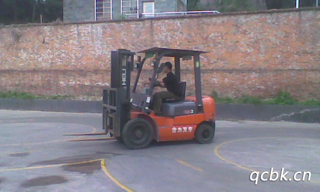 叉車證年審需要什么手續