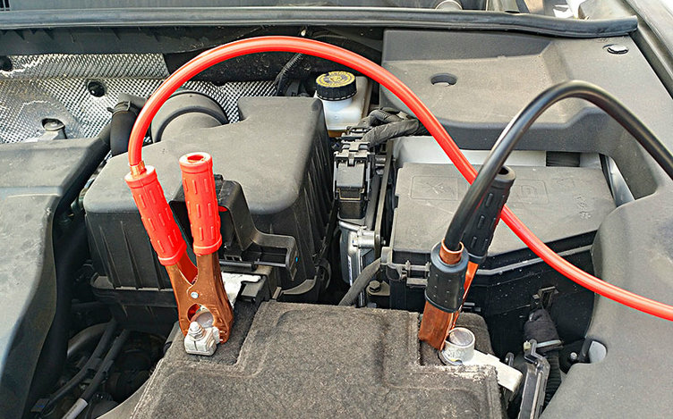 忘記關燈導致汽車電瓶沒電了怎么辦