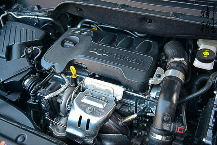 4缸發動機抖動正常嗎