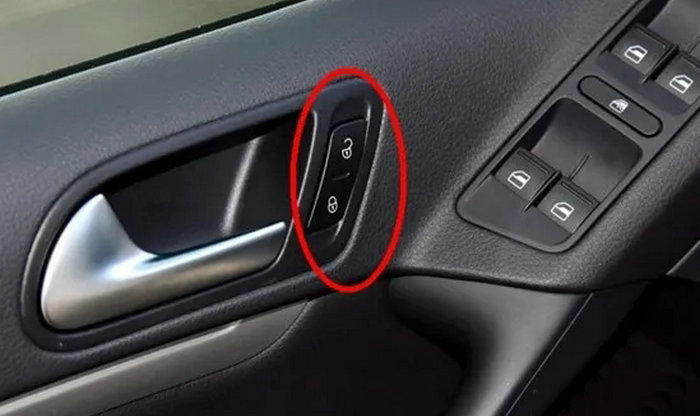 車門自動落鎖怎么解除