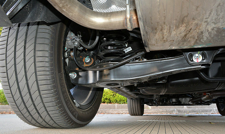 麥弗遜懸掛的優點與缺點是什么