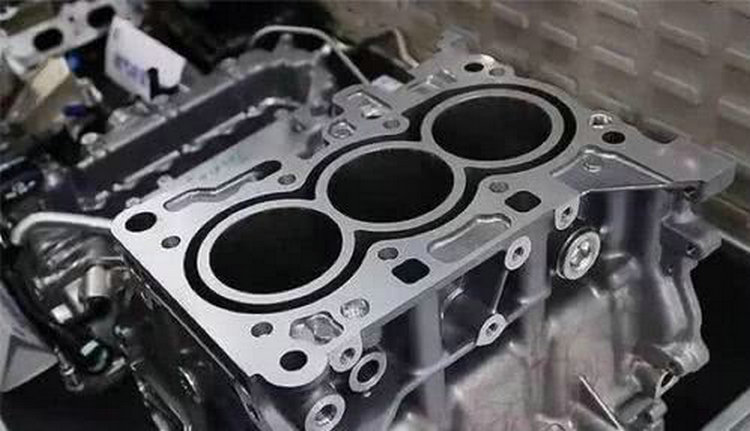 汽車缸數越多越好嗎