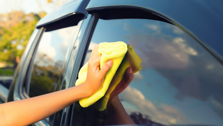 冬天車內玻璃起霧怎么辦