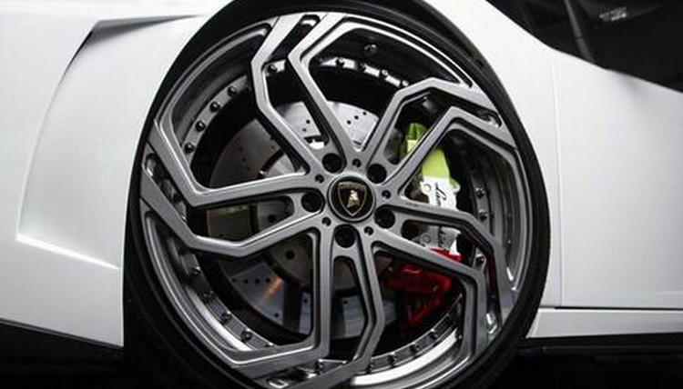 汽車鋼圈和鋁合金圈有什么區別