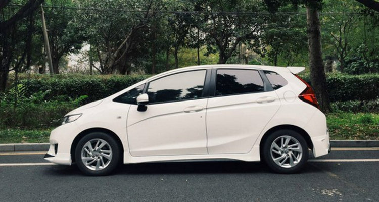 小型車自動擋哪個好又便宜