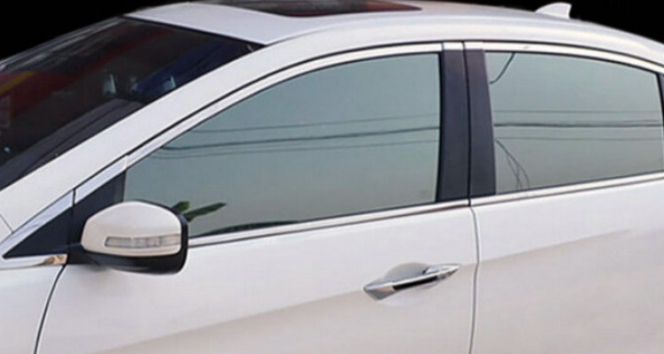 汽車(chē)太陽(yáng)膜又叫什么