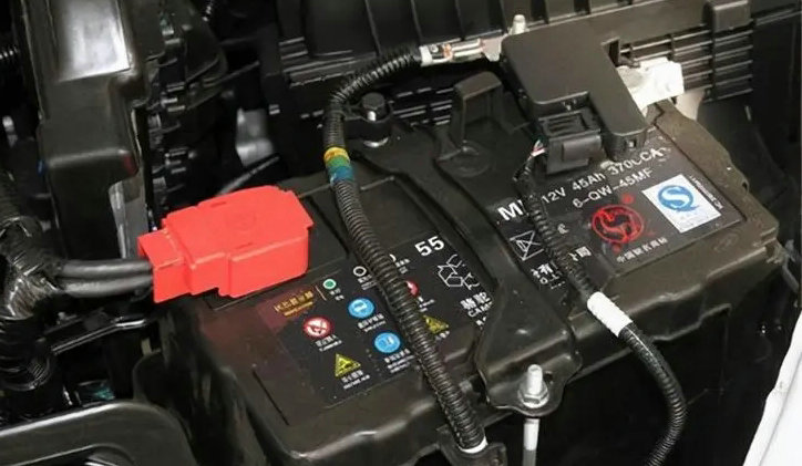 車(chē)忘了關(guān)燈電瓶耗盡了怎么辦