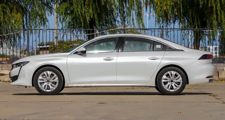 經常跑高速買什么車合適