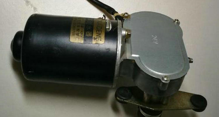 雨刮電機的拆裝教程