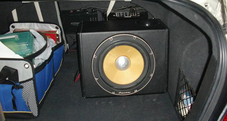 汽車(chē)加裝低音炮最簡(jiǎn)單接線方法