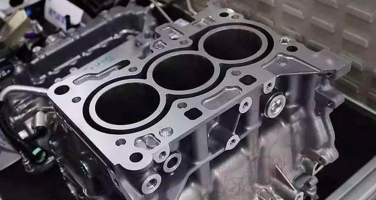 三缸和四缸發動機的區別