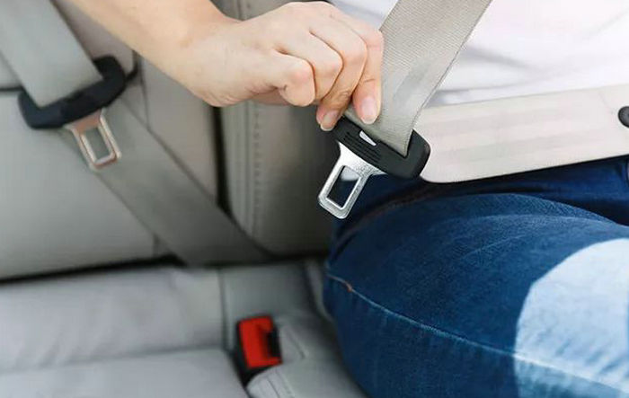 副駕駛未系安全帶的處罰標準