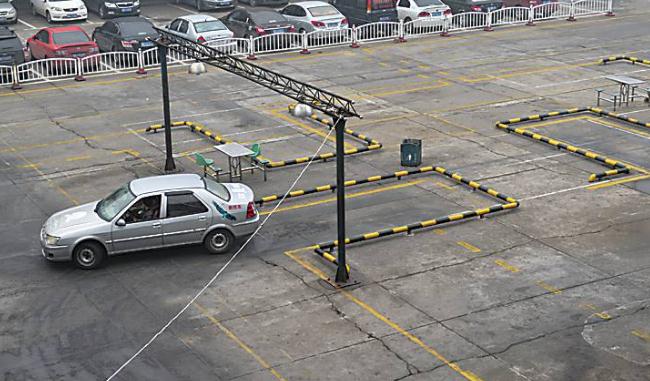 科目二上車步驟口訣,一踩二掛三打四抬五松