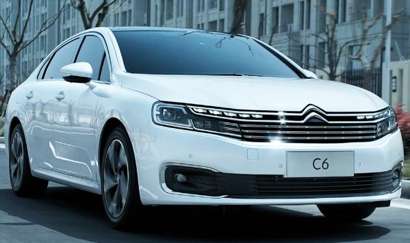 雪鐵龍C6新增車型上市,安全性能進一步提高(內飾簡約)