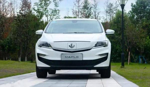 楓葉汽車楓葉80V上市,汽車行業(yè)新秀(具備可充可換電的能力)