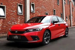 本田思域油耗怎么樣 百公里綜合油耗5L(一公里油耗約6毛)