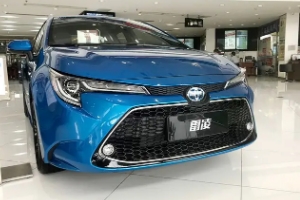 豐田雷凌顏色哪款好看 螢石藍色更為亮眼